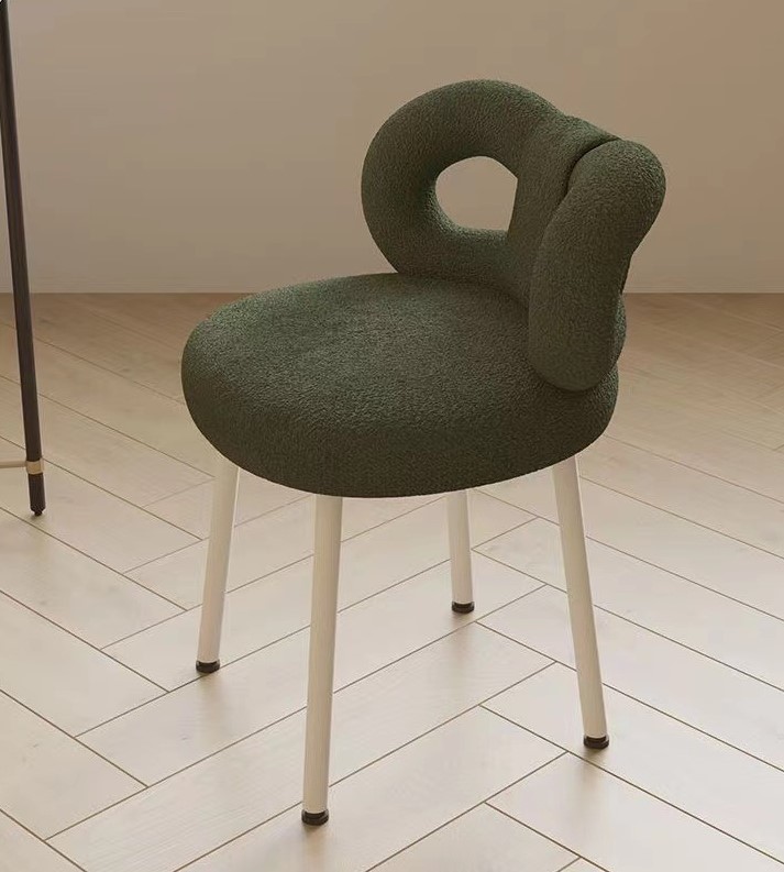 ベロア調のキュートなドレッシングチェア ベロア調のキュートなドレッシングチェア