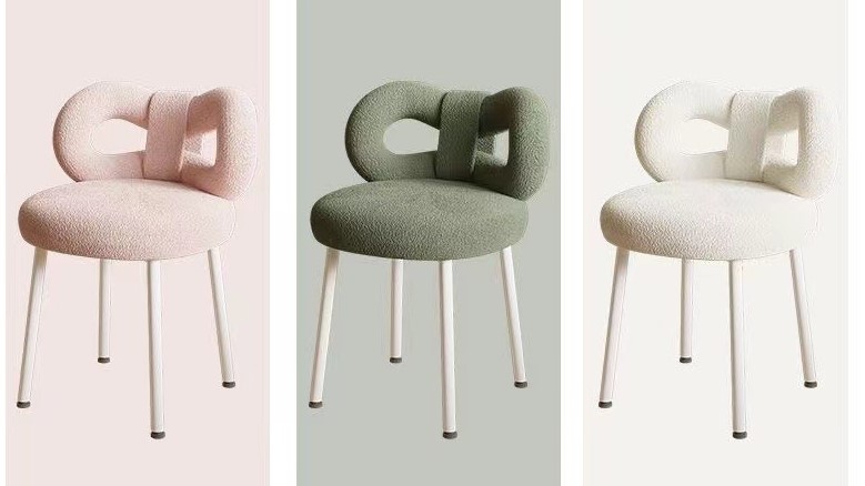 ベロア調のキュートなドレッシングチェア ベロア調のキュートなドレッシングチェア