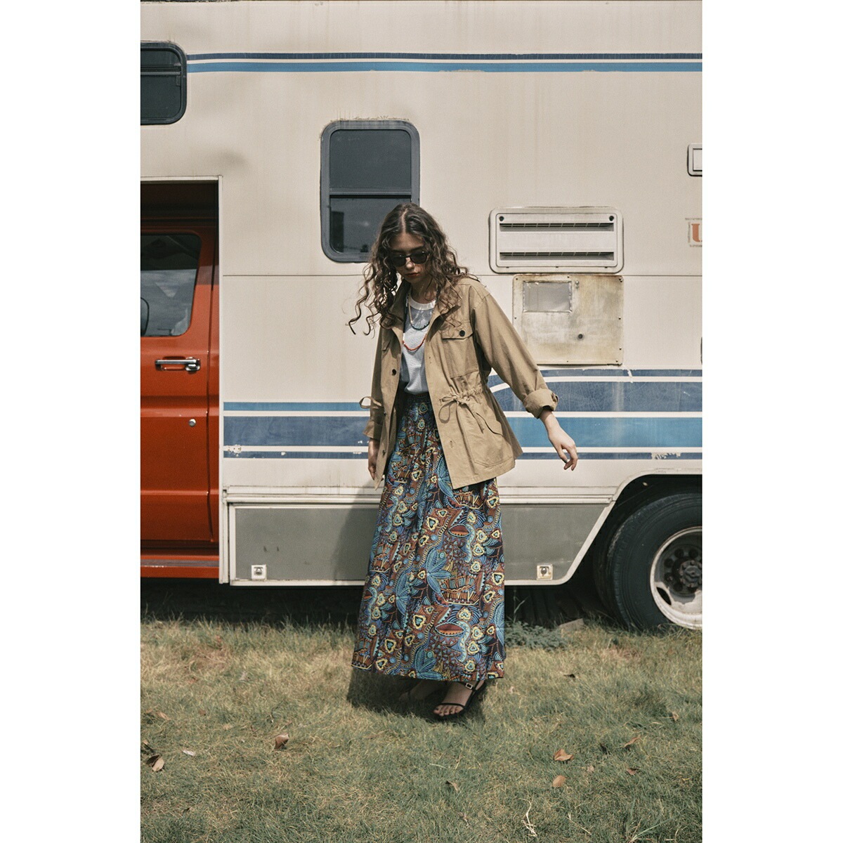 Le Melange ル・メランジュ サファリジャケット 8513803 レディース ナイロンツイル ブルゾン スタンドカラー 044/CAMEL Le Melange ル・メランジュ サファリジャケット 8513803 レディース ナイロンツイル ブルゾン スタンドカラー 044/CAMEL