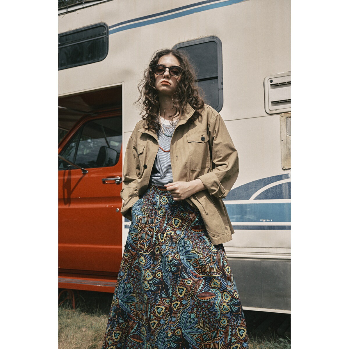 Le Melange ル・メランジュ サファリジャケット 8513803 レディース ナイロンツイル ブルゾン スタンドカラー 044/CAMEL Le Melange ル・メランジュ サファリジャケット 8513803 レディース ナイロンツイル ブルゾン スタンドカラー 044/CAMEL