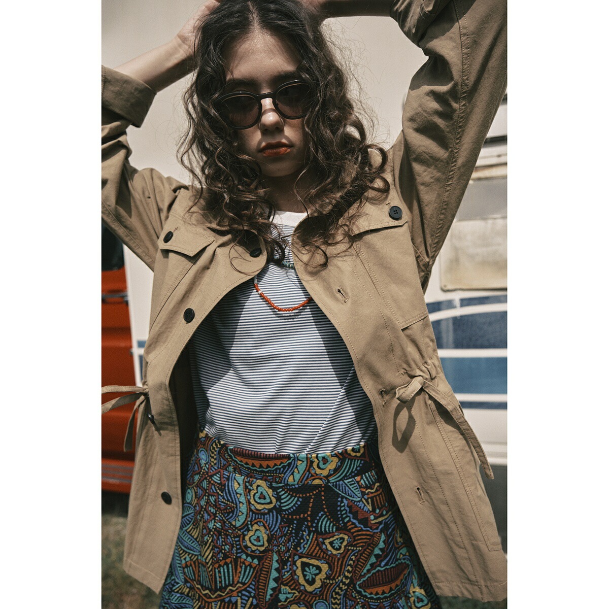 Le Melange ル・メランジュ サファリジャケット 8513803 レディース ナイロンツイル ブルゾン スタンドカラー 044/CAMEL Le Melange ル・メランジュ サファリジャケット 8513803 レディース ナイロンツイル ブルゾン スタンドカラー 044/CAMEL