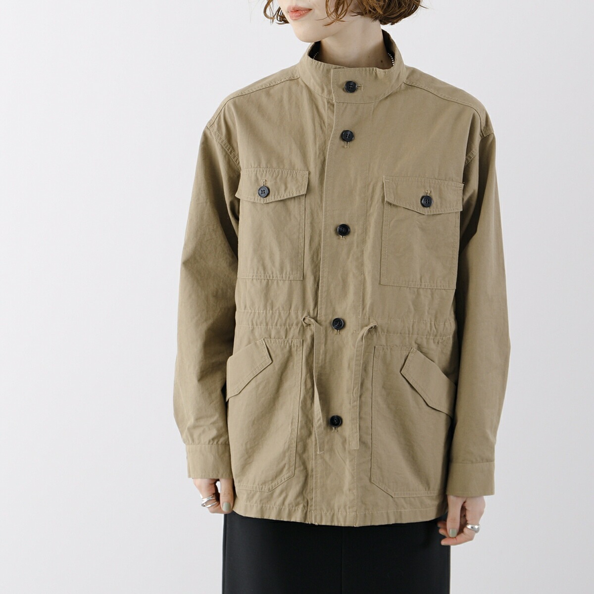 Le Melange ル・メランジュ サファリジャケット 8513803 レディース ナイロンツイル ブルゾン スタンドカラー 044/CAMEL Le Melange ル・メランジュ サファリジャケット 8513803 レディース ナイロンツイル ブルゾン スタンドカラー 044/CAMEL