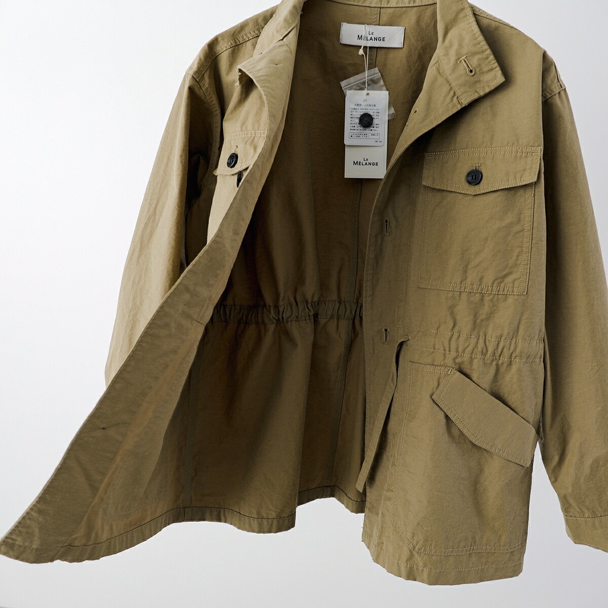 Le Melange ル・メランジュ サファリジャケット 8513803 レディース ナイロンツイル ブルゾン スタンドカラー 044/CAMEL Le Melange ル・メランジュ サファリジャケット 8513803 レディース ナイロンツイル ブルゾン スタンドカラー 044/CAMEL