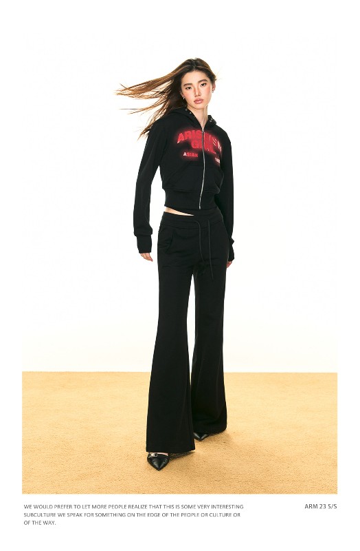 Ariseism アメリカンホットティーフレアグレースリムスウェットパンツレディース秋新作ローウエストスポーツヨガパンツ Ariseism アメリカンホットティーフレアグレースリムスウェットパンツレディース秋新作ローウエストスポーツヨガパンツ