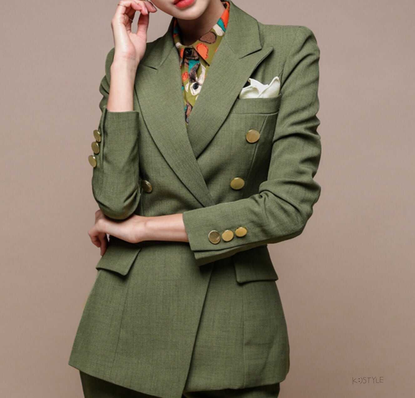 セットアップ ジャケット 上着 スーツ ロング ロング丈 袖あり 長袖 スラックス ボタン装飾 ヴィンテージ風 センタープレス スリム アンクルパンツ タイト 上下セット 2点セット lsu0036 セットアップ ジャケット 上着 スーツ ロング ロング丈 袖あり 長袖 スラックス ボタン装飾 ヴィンテージ風 センタープレス スリム アンクルパンツ タイト 上下セット 2点セット lsu0036