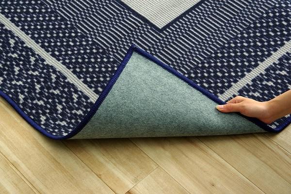 ダイニングラグ 撥水 長方形 シンプル キズ防止 ネイビー 約180x220cm ダイニングラグ 撥水 長方形 シンプル キズ防止 ネイビー 約180x220cm