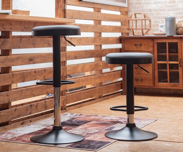 ハイスツール 座面高61-82cm スツール 高さ調節 昇降式 レザー調 モノトーン 椅子 ハイスツール 座面高61-82cm スツール 高さ調節 昇降式 レザー調 モノトーン 椅子