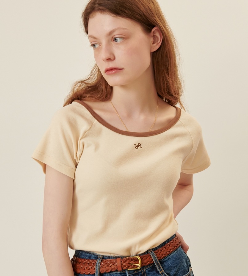 U NECKLINE T SHIRT BEIGE U NECKLINE T SHIRT BEIGE