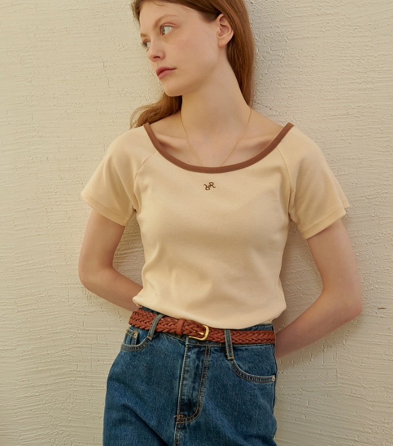 U NECKLINE T SHIRT BEIGE U NECKLINE T SHIRT BEIGE