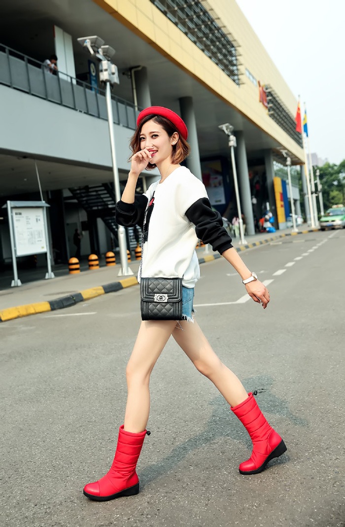 ブーツ レディース スノーブーツ ロングブーツ 防水 冬 裹起毛 雪靴 防寒防滑 撥水加 長靴 スキー ブーツ スノーシューズ おしゃれ 超軽量 滑り止め 綿靴 通勤 通学用 ブーツ レディース スノーブーツ ロングブーツ 防水 冬 裹起毛 雪靴 防寒防滑 撥水加 長靴 スキー ブーツ スノーシューズ おしゃれ 超軽量 滑り止め 綿靴 通勤 通学用