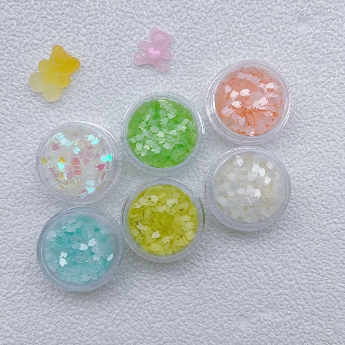 【10点セット】23ネイルアート桜のスパンコールアクセサリー白い花びらのフラッシュビーズを混ぜて甲飾りを着ている 【10点セット】23ネイルアート桜のスパンコールアクセサリー白い花びらのフラッシュビーズを混ぜて甲飾りを着ている