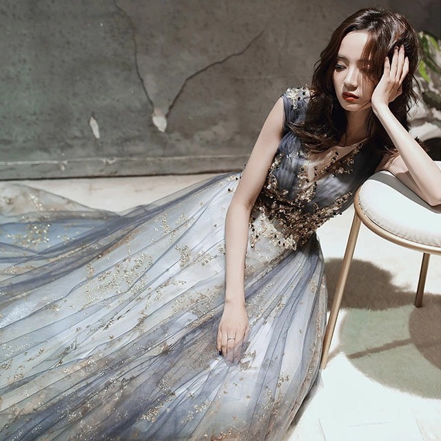 イブニングドレス スパンコールドレス キラキラドレス ロングドレス ノースリーブ 発表会ドレス チュール 編み上げ 演奏会ドレス キレイめ パーティードレス 二次会ドレス お呼ばれドレス