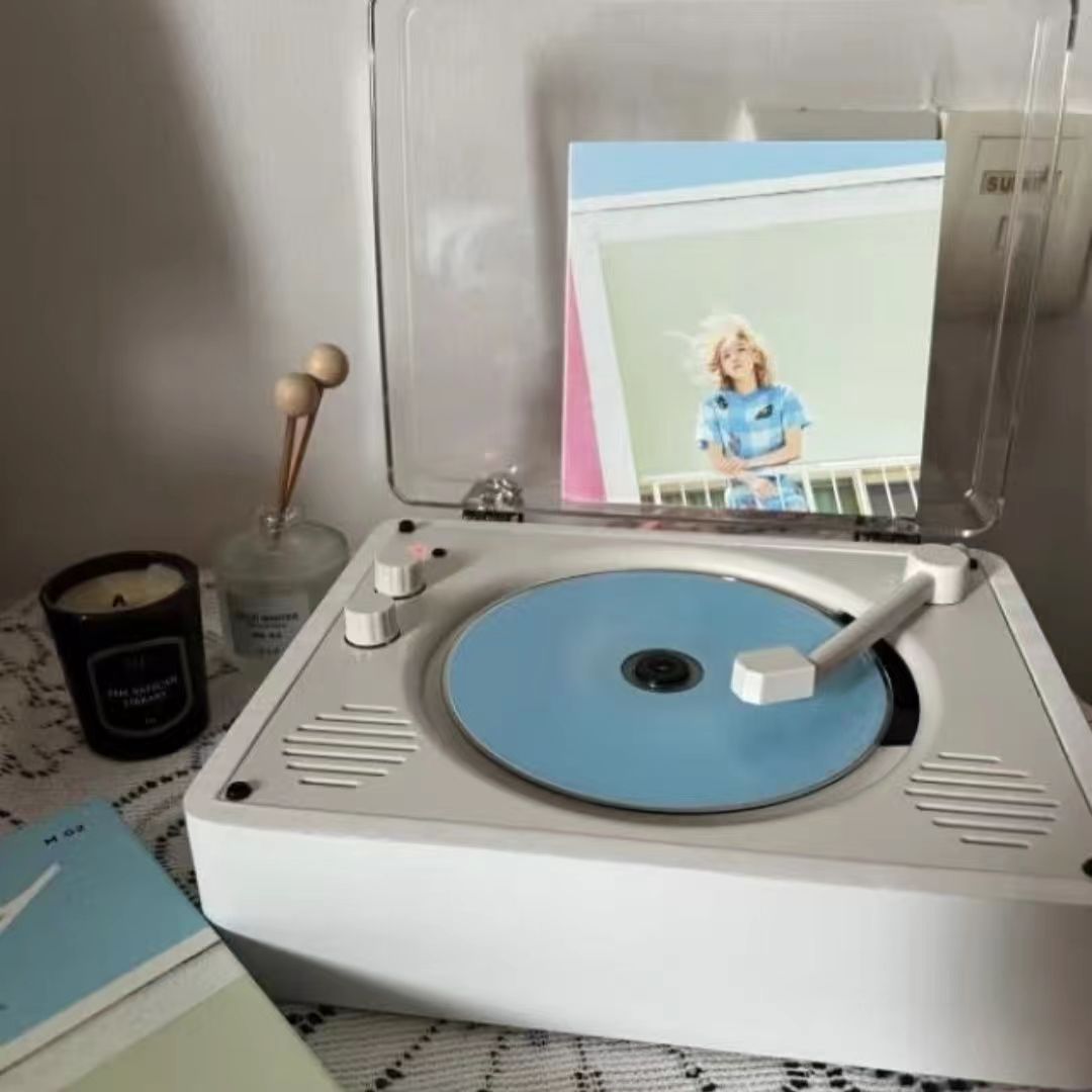 2024new!人気爆発中CDプレーヤー 1台多役 卓上& 多機能 カバー付韓国大人気 CDプレーヤー 壁掛け式 が付きBluetooth/FM/USB/SDモード対応 多機能 2024new!人気爆発中CDプレーヤー 1台多役 卓上& 多機能 カバー付韓国大人気 CDプレーヤー 壁掛け式 が付きBluetooth/FM/USB/SDモード対応 多機能