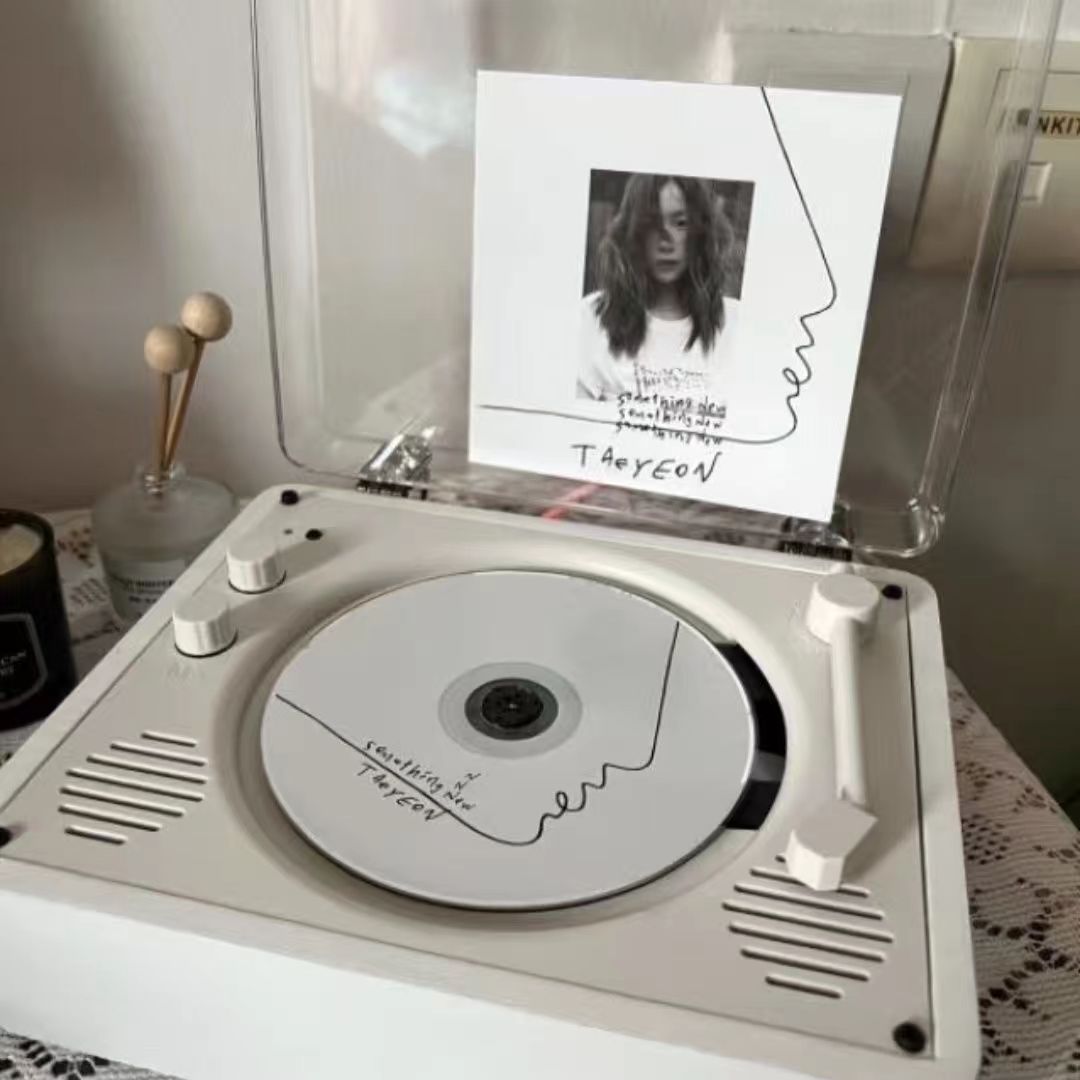 2024new!人気爆発中CDプレーヤー 1台多役 卓上& 多機能 カバー付韓国大人気 CDプレーヤー 壁掛け式 が付きBluetooth/FM/USB/SDモード対応 多機能 2024new!人気爆発中CDプレーヤー 1台多役 卓上& 多機能 カバー付韓国大人気 CDプレーヤー 壁掛け式 が付きBluetooth/FM/USB/SDモード対応 多機能