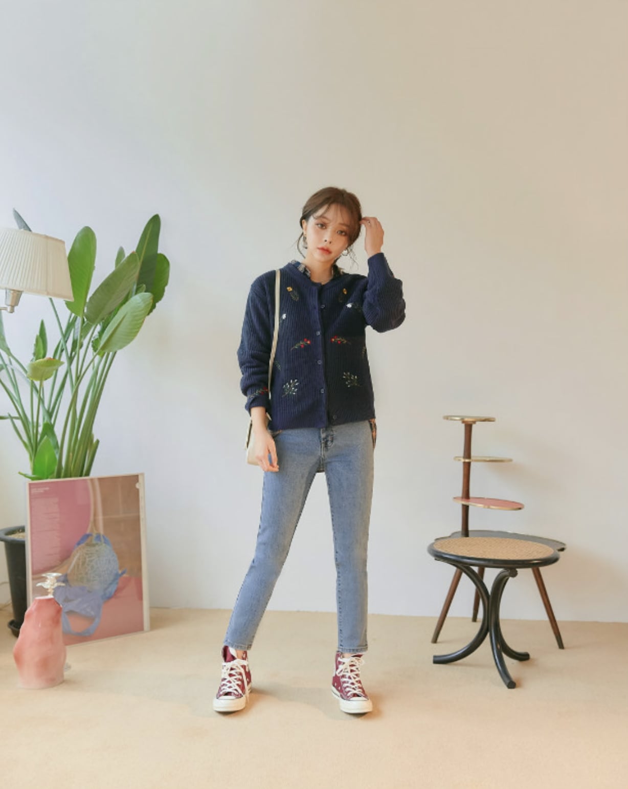 トップス カーディガン ニット ニットカーディガン 袖あり 長袖 ラウンドネック 刺繍 リブ リブニット かわいい 大人可愛い カジュアル 大人 おしゃれ お洒落
