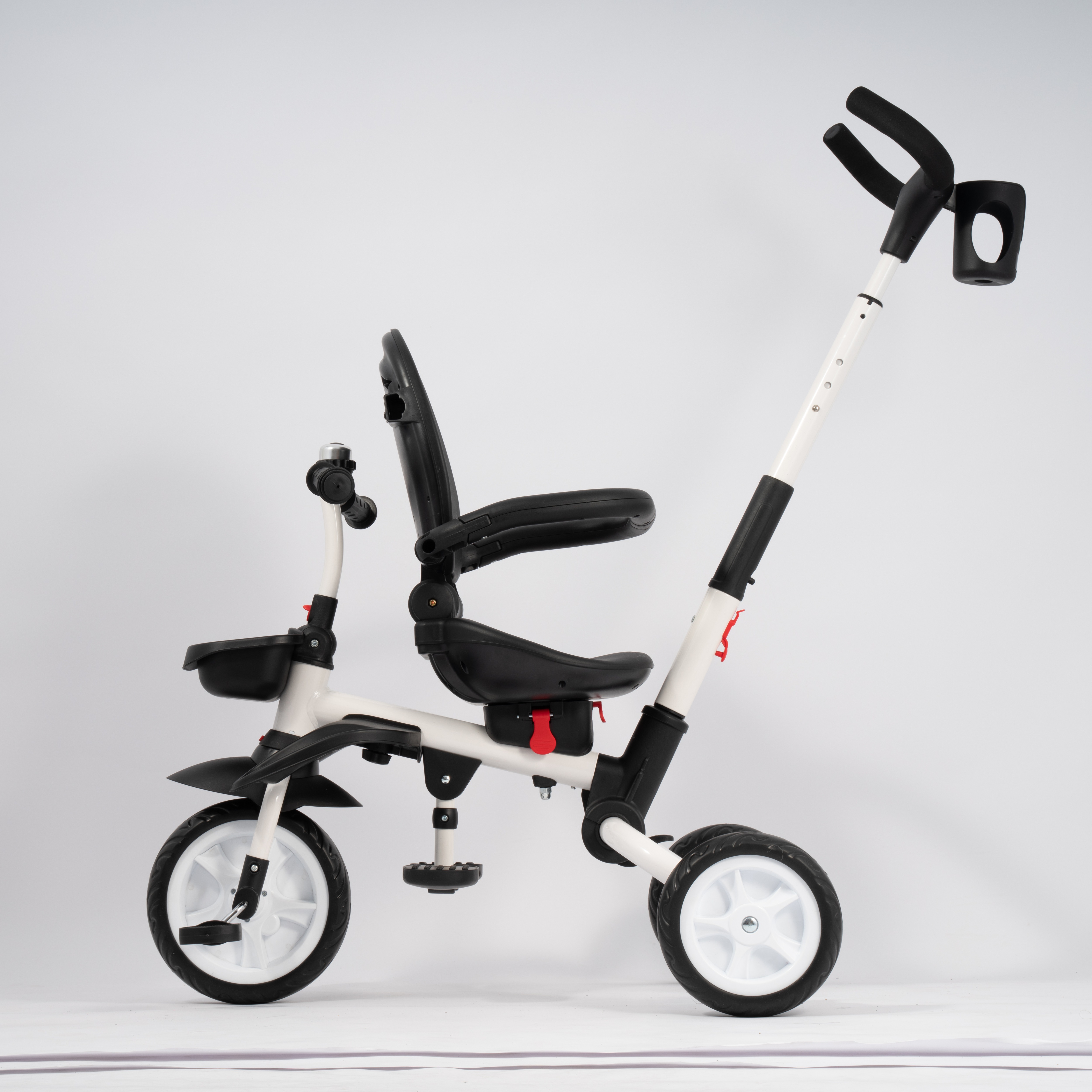 【国内急速出荷 品質保証】子供用三輪車 折りたたみ かじとり 手押し棒 おしゃれ 4in1 1歳 2歳 3歳 座面回転 自転車 おもちゃ 乗用玩具 幼児用 キッズバイク プレゼント おもちゃ お祝 【国内急速出荷 品質保証】子供用三輪車 折りたたみ かじとり 手押し棒 おしゃれ 4in1 1歳 2歳 3歳 座面回転 自転車 おもちゃ 乗用玩具 幼児用 キッズバイク プレゼント おもちゃ お祝