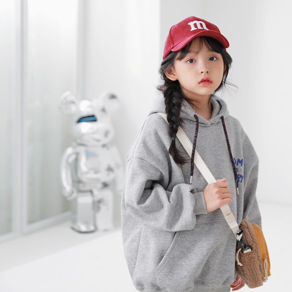 子供たちの好きなトムとジェリーのキャラクターマンツーマンTシャツ 子供たちの好きなトムとジェリーのキャラクターマンツーマンTシャツ