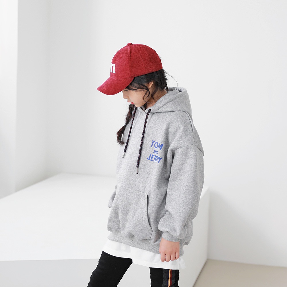 子供たちの好きなトムとジェリーのキャラクターマンツーマンTシャツ 子供たちの好きなトムとジェリーのキャラクターマンツーマンTシャツ