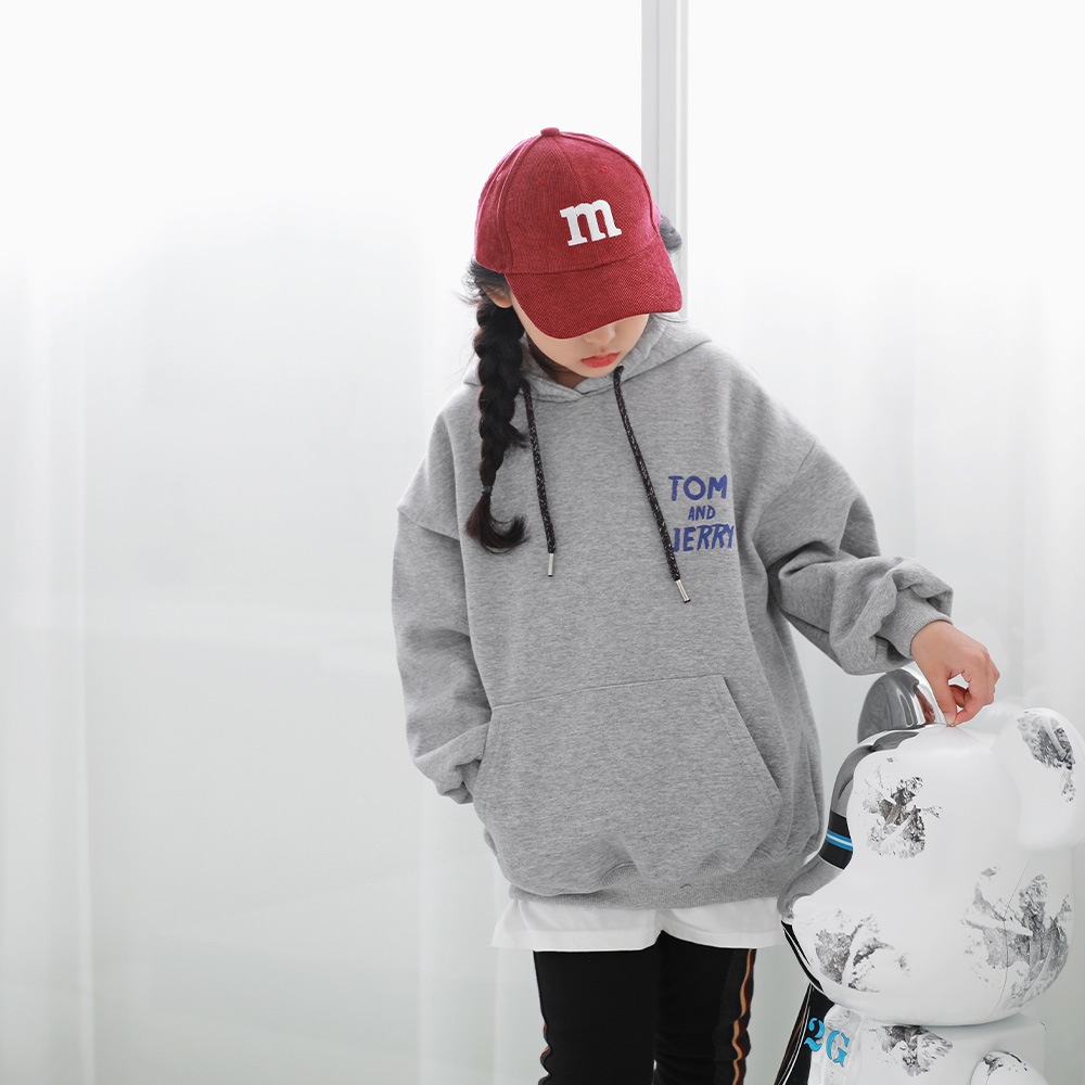 子供たちの好きなトムとジェリーのキャラクターマンツーマンTシャツ 子供たちの好きなトムとジェリーのキャラクターマンツーマンTシャツ