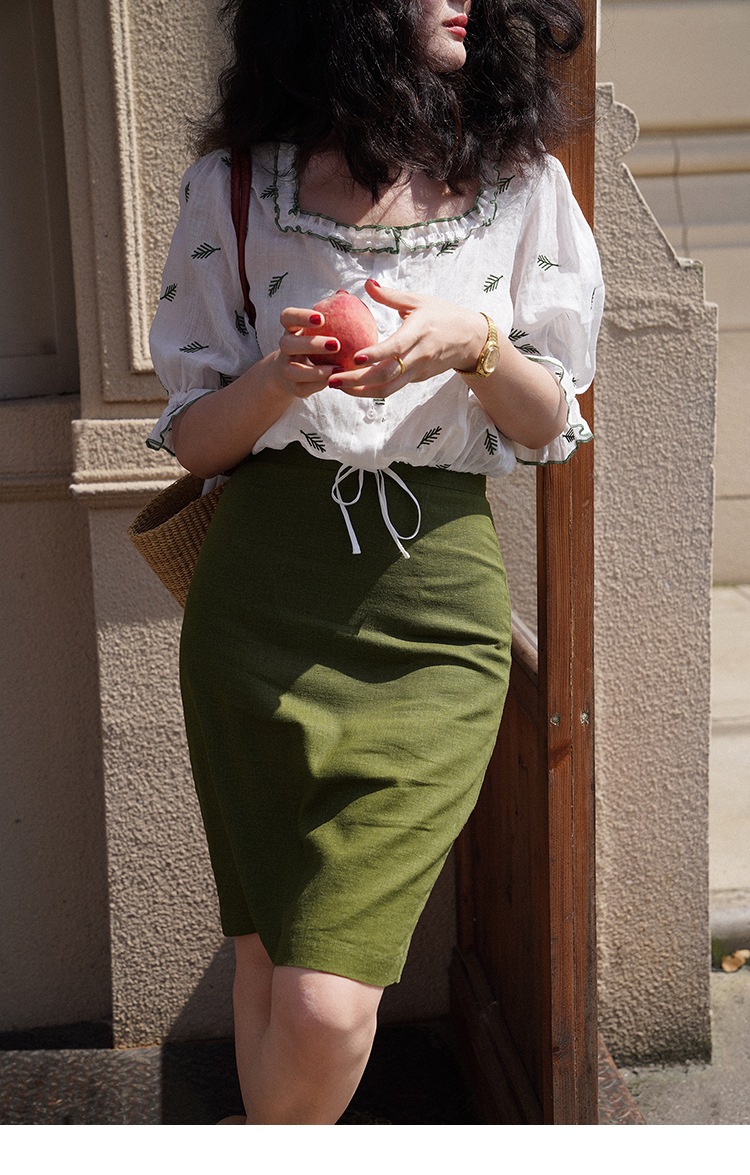 半袖 刺繍 ネクタイ スクエアカラー パフスリーブ 半袖 シャツ レディース 夏 フレンチ レトロ トップス ホワイト S M L トップス かわいい 大人可愛い きれいめ シンプル カジュアル 大人