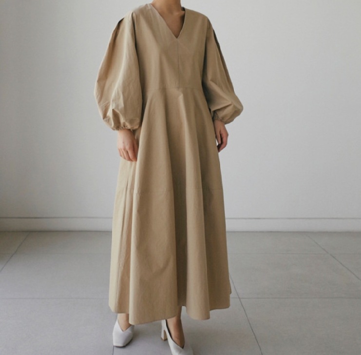 レディース ワンピース 長袖 バルーン袖 袖あり Vネック Aライン 切り替え バルーン 薄手 大人可愛い シンプル カジュアル 上品 おしゃれ レトロ こなれ感 ラフ 主役級 存在感 ナチュラル レディース ワンピース 長袖 バルーン袖 袖あり Vネック Aライン 切り替え バルーン 薄手 大人可愛い シンプル カジュアル 上品 おしゃれ レトロ こなれ感 ラフ 主役級 存在感 ナチュラル