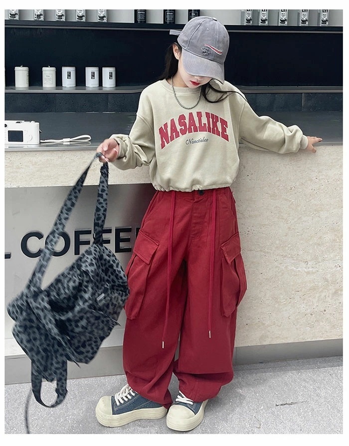 セットアップ キッズ 2点セット 春服 運動着 ジャージ 女の子 スポーツウェア 上下セット 新作 長袖 クルーカラー 英字 プリント ミリタリーパンツ ポケット