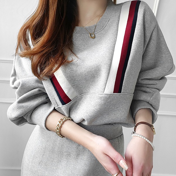 セットアップ レディース 上下セット 配色 トレーナー トップス スウェット ジャージ 長袖 ミニ スカート カジュアル 上品 秋 冬 20代 30代 40代 韓国 to25155 セットアップ レディース 上下セット 配色 トレーナー トップス スウェット ジャージ 長袖 ミニ スカート カジュアル 上品 秋 冬 20代 30代 40代 韓国 to25155