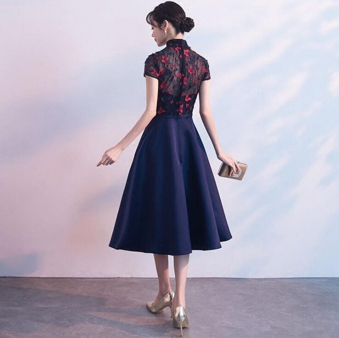 パーティードレス ミモレ丈 結婚式ドレス 蝶 花柄刺繍 チャイナドレス 詰襟 お呼ばれドレス 袖あり 袖 ニ次会 フォーマル セレブ 二次会 2次会 パーティードレス ミモレ丈 フォーマル