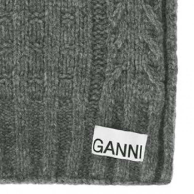 GANI 23FW ロゴパッチケーブルウールマフラーグレー A5364 523 GANI 23FW ロゴパッチケーブルウールマフラーグレー A5364 523