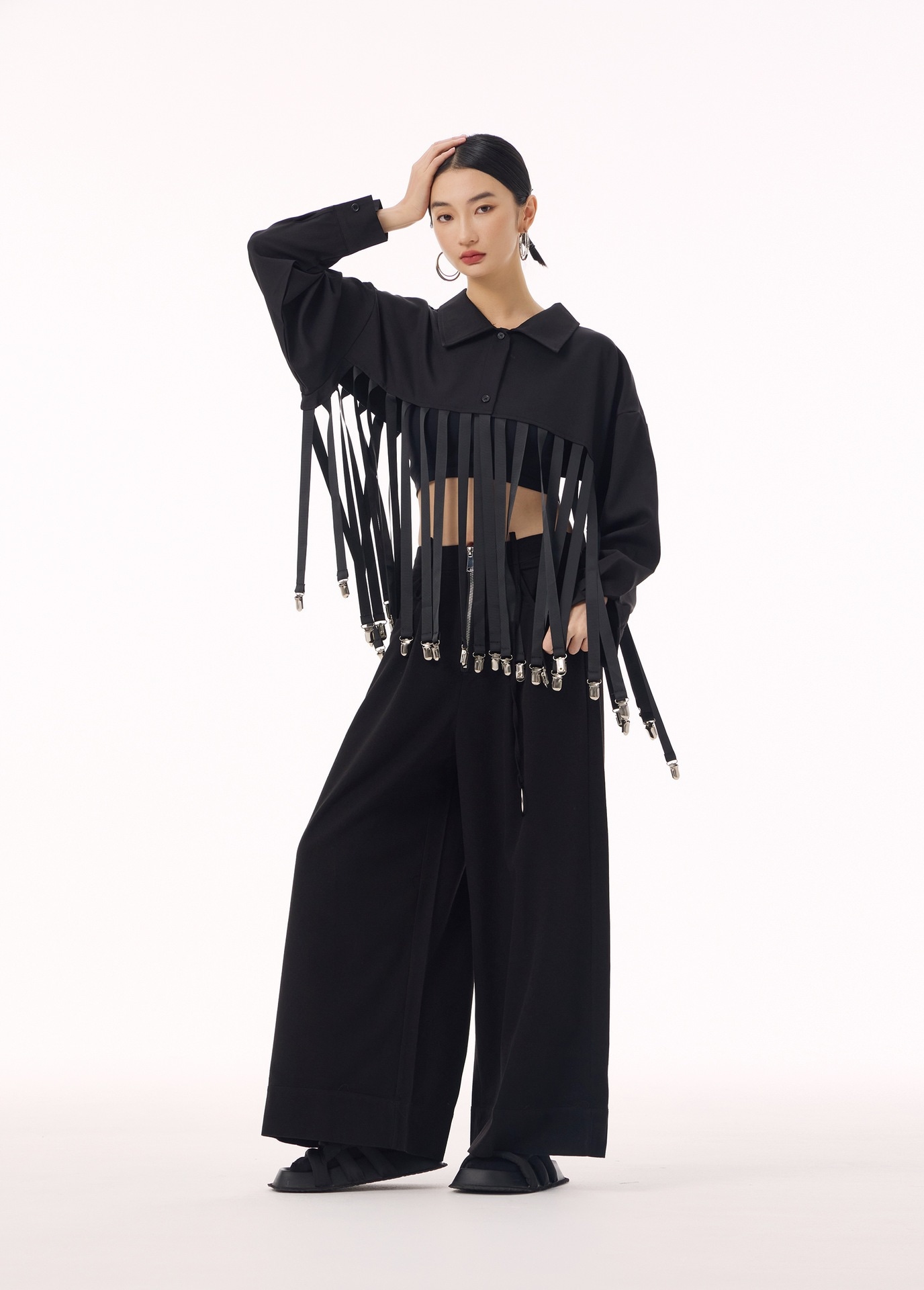 【J.Fashion】 フリンジ シャツ メタルボタン飾り おしゃれ レディース ブラウス 関連商品購入可能 メガ割