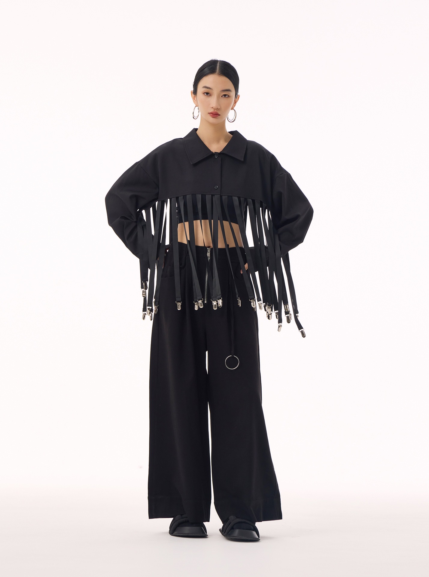 【J.Fashion】 フリンジ シャツ メタルボタン飾り おしゃれ レディース ブラウス 関連商品購入可能 メガ割