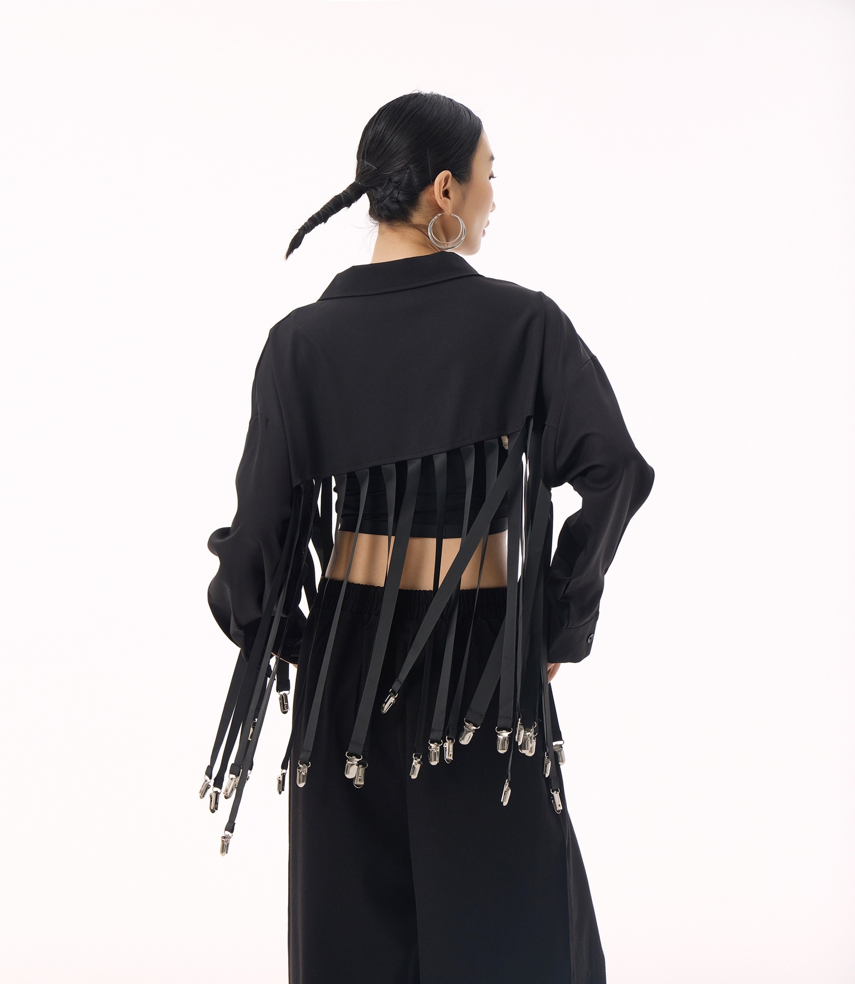 【J.Fashion】 フリンジ シャツ メタルボタン飾り おしゃれ レディース ブラウス 関連商品購入可能 メガ割