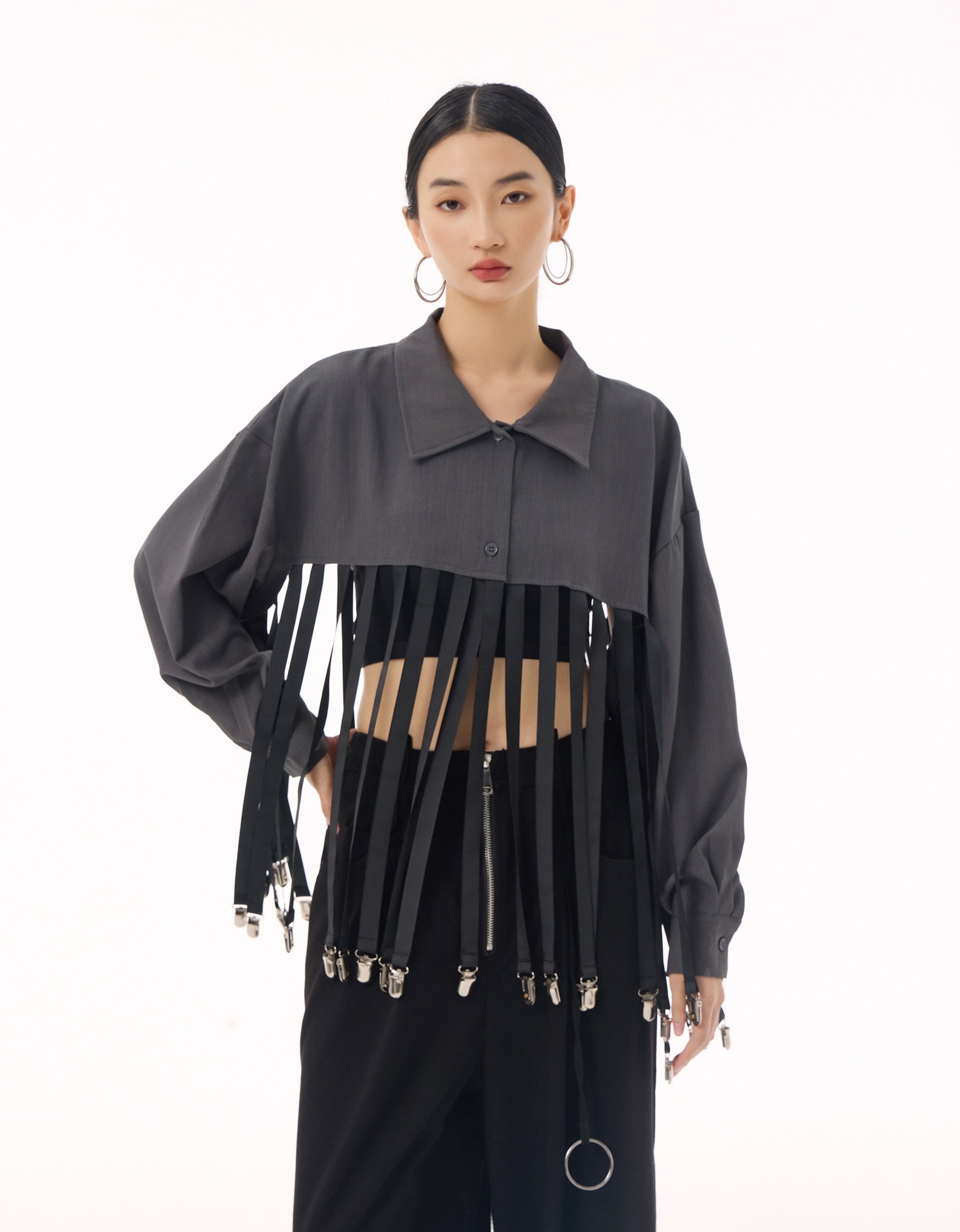 【J.Fashion】 フリンジ シャツ メタルボタン飾り おしゃれ レディース ブラウス 関連商品購入可能 メガ割