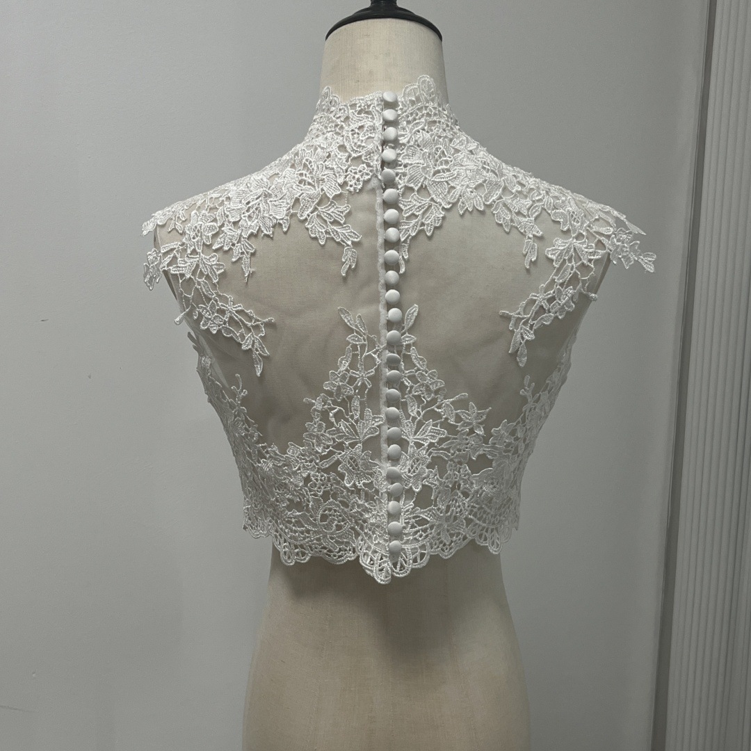 エレガント ボレロ ノースリーブ ハイネック くるみボタン 繊細レース 花嫁/ウェディングドレス エレガント ボレロ ノースリーブ ハイネック くるみボタン 繊細レース 花嫁/ウェディングドレス