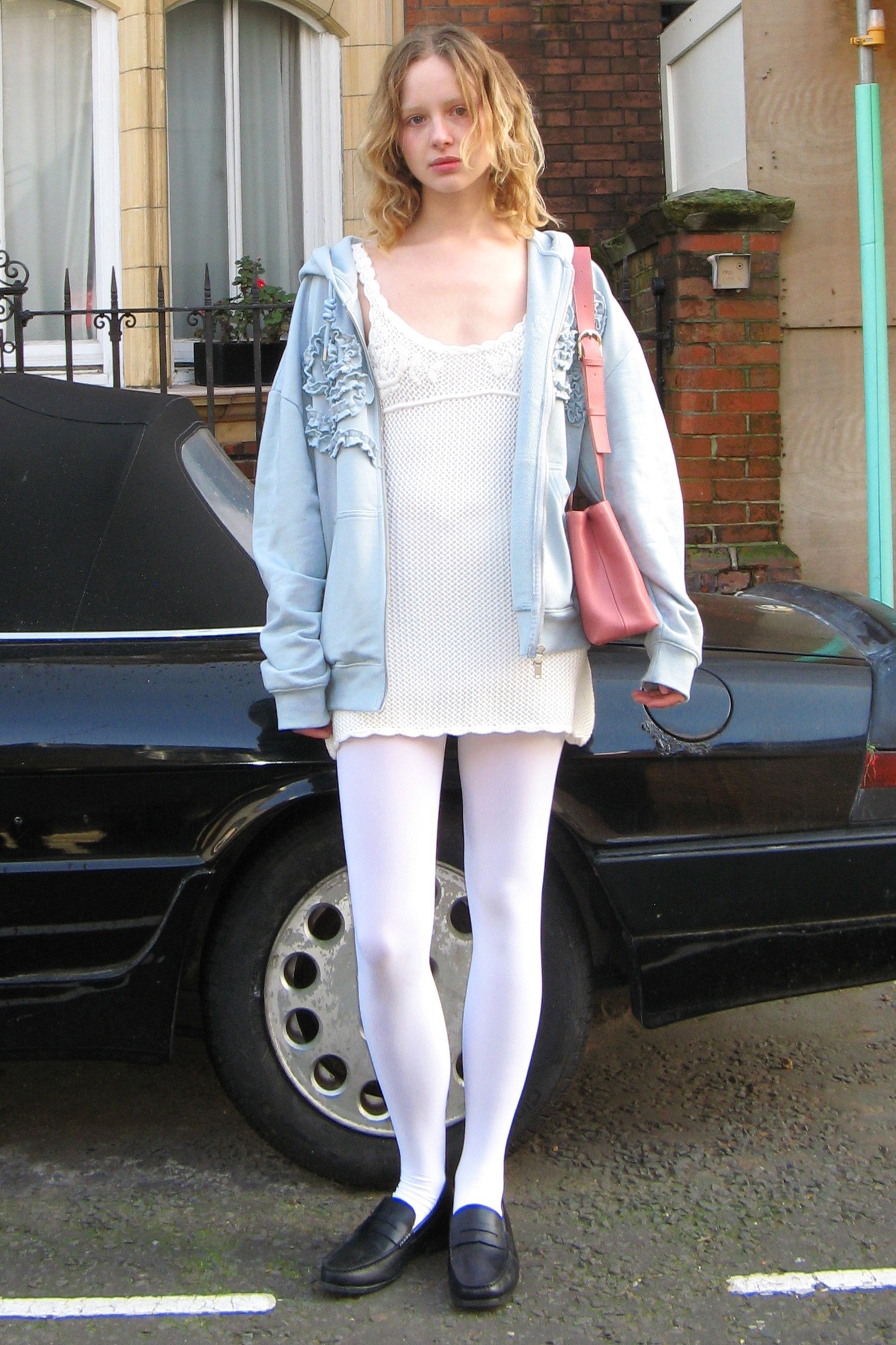 ローズ刺繍ニットノースリーブワンピース Cream 可愛い ディリーファッション ニット 韓国ファッション 韓国ブランド フリーサイズ