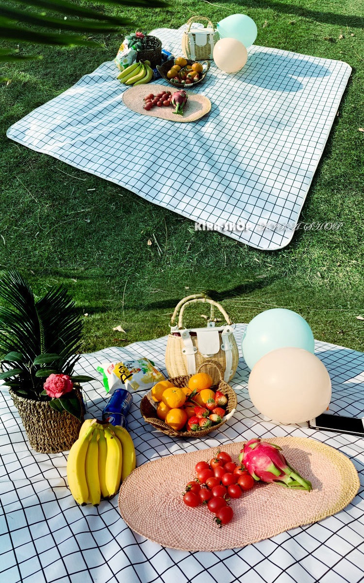 レジャーシート 200*200cm 折りたたみ ピクニックマット 洗える キャンプシート クッション