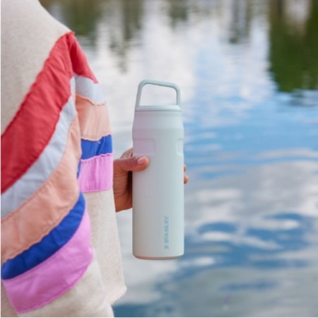 スタンリーエアロライクキャップ&キャリータンブラー/700ml スタンリーエアロライクキャップ&キャリータンブラー/700ml