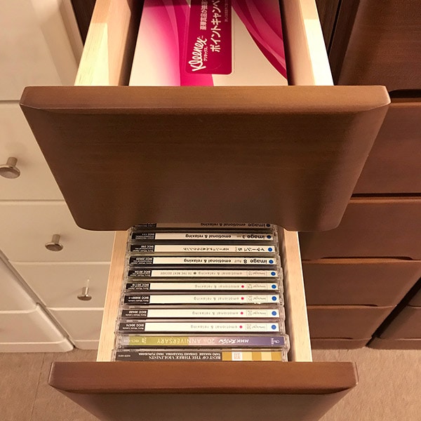 スリムチェスト 5段 すき間収納 引き出し 木製 幅22.5cm タンス チェスト ランドリーチェスト 整理タンス 完成品 収納 隙間 すきま 引出し 整理 衣類収納