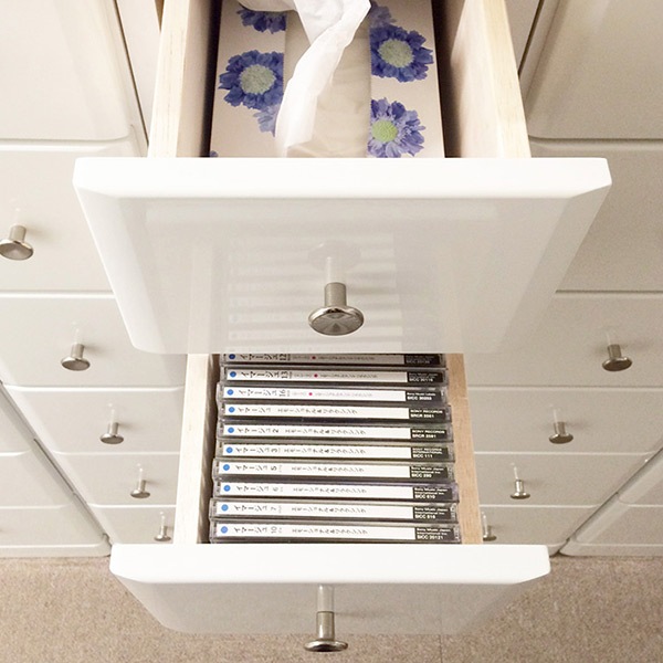 スリムチェスト 5段 すき間収納 引き出し 木製 幅22.5cm タンス チェスト ランドリーチェスト 整理タンス 完成品 収納 隙間 すきま 引出し 整理 衣類収納