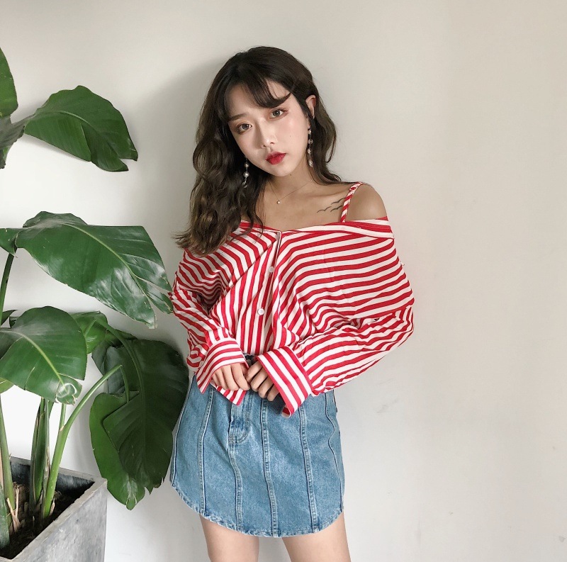 2276.オフショルダーストライプスキッパーシャツ(レッド) 2019 春夏 新作 大人 かわいい カジュアル OL 20代 30代 デート服 女子会 2276.オフショルダーストライプスキッパーシャツ(レッド) 2019 春夏 新作 大人 かわいい カジュアル OL 20代 30代 デート服 女子会