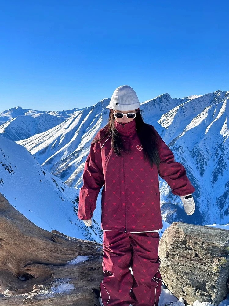 スノーボードウェア 上下セット レディース メンズ 防水20000mm スキーウェア スノボウェア ジャケット アウター パーカー ロングパンツ 男女兼用 韓国風 防水 防寒防雪保温