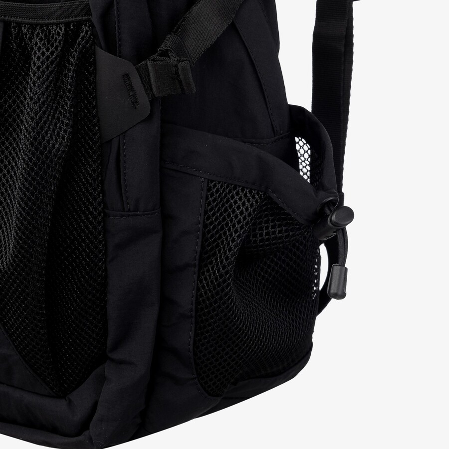 レコン M NM2DR07 メンズ レディース おしゃれ 人気 小さめ 軽量 デイリー リュック 通勤 通学 18L 多収納 レコン M NM2DR07 メンズ レディース おしゃれ 人気 小さめ 軽量 デイリー リュック 通勤 通学 18L 多収納