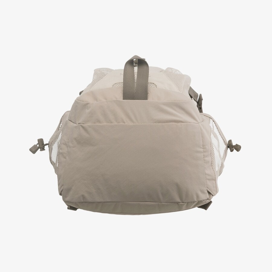 レコン M NM2DR07 メンズ レディース おしゃれ 人気 小さめ 軽量 デイリー リュック 通勤 通学 18L 多収納 レコン M NM2DR07 メンズ レディース おしゃれ 人気 小さめ 軽量 デイリー リュック 通勤 通学 18L 多収納