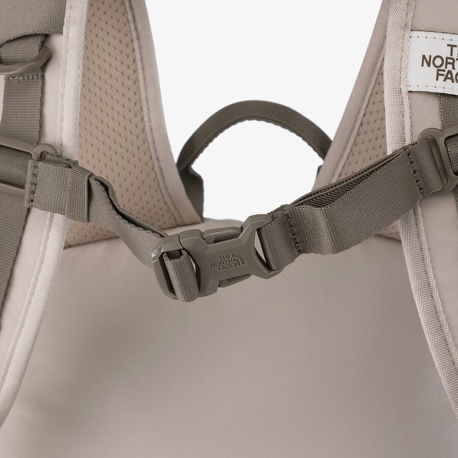 レコン M NM2DR07 メンズ レディース おしゃれ 人気 小さめ 軽量 デイリー リュック 通勤 通学 18L 多収納 レコン M NM2DR07 メンズ レディース おしゃれ 人気 小さめ 軽量 デイリー リュック 通勤 通学 18L 多収納