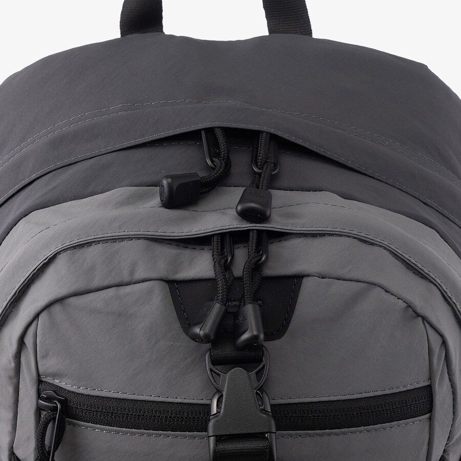 レコン M NM2DR07 メンズ レディース おしゃれ 人気 小さめ 軽量 デイリー リュック 通勤 通学 18L 多収納 レコン M NM2DR07 メンズ レディース おしゃれ 人気 小さめ 軽量 デイリー リュック 通勤 通学 18L 多収納