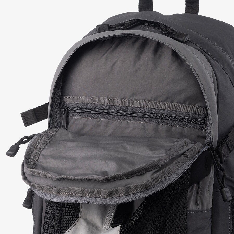 レコン M NM2DR07 メンズ レディース おしゃれ 人気 小さめ 軽量 デイリー リュック 通勤 通学 18L 多収納 レコン M NM2DR07 メンズ レディース おしゃれ 人気 小さめ 軽量 デイリー リュック 通勤 通学 18L 多収納