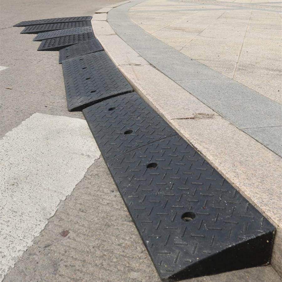 段差プレート カースロープ 10-20cm高さ 倉庫 屋外 スクーター 段差プレート 工場 駐車場 縁石 段差スロープ 滑り止め 頑丈な 車上り坂パッド 溝ゴ 段差プレート カースロープ 10-20cm高さ 倉庫 屋外 スクーター 段差プレート 工場 駐車場 縁石 段差スロープ 滑り止め 頑丈な 車上り坂パッド 溝ゴ