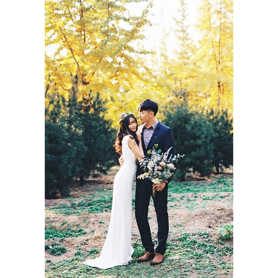 ウエディングドレス ノースリーブ 白 二次会 結婚式ドレス パーティードレス 安い エンパイア 花嫁 フォトウエディング ビーチフォト 前撮り 後撮り 披露宴 激安