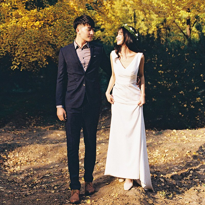 ウエディングドレス ノースリーブ 白 二次会 結婚式ドレス パーティードレス 安い エンパイア 花嫁 フォトウエディング ビーチフォト 前撮り 後撮り 披露宴 激安