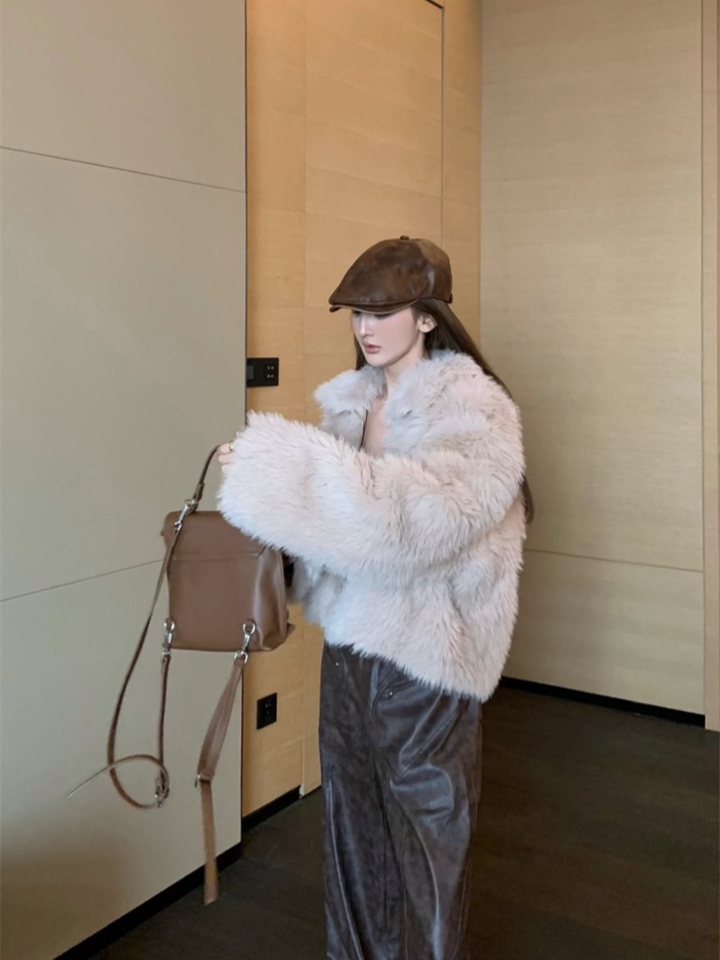 秋冬防寒 あったかアウター 韓国風コートスタイルアップ かわいい ブルゾンファー付きファッション系裹起毛大人ゆったりカジュアルストリートサイズレディースムートン襟エコフレンチシルエット学生通学丈